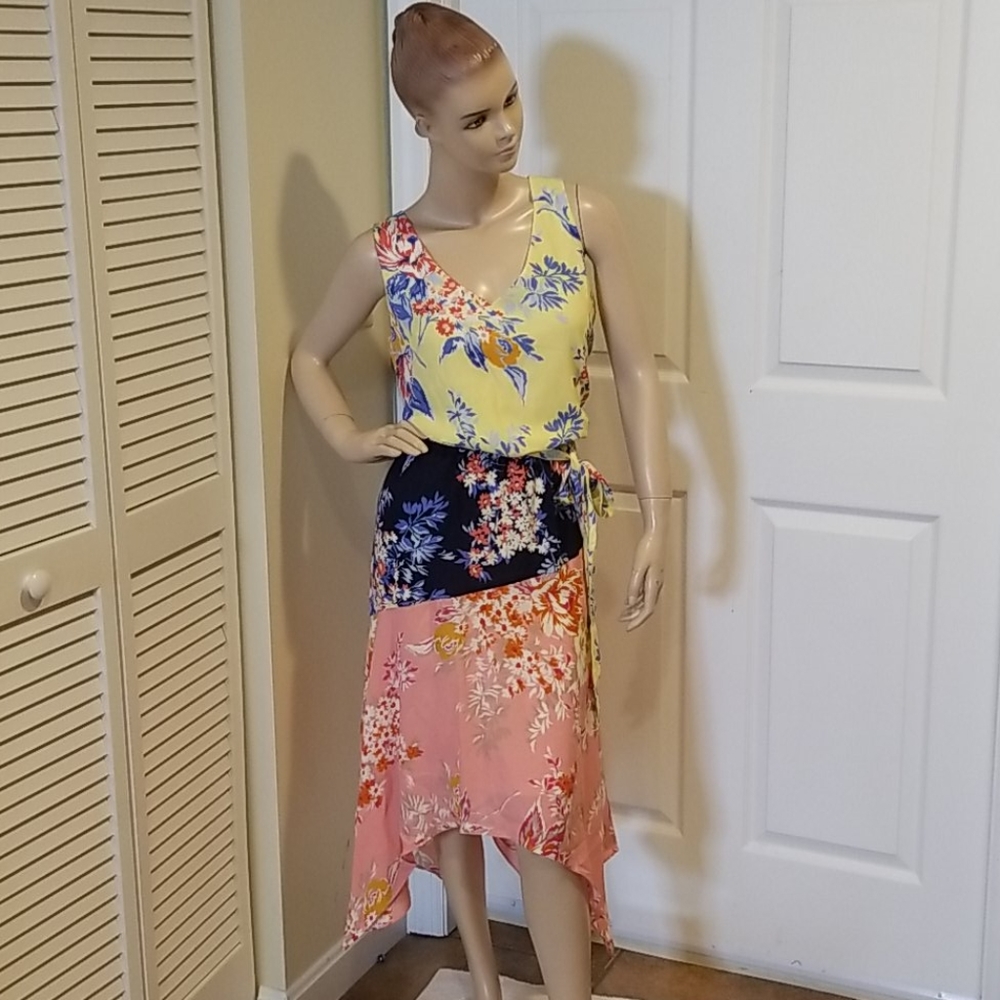 MSK Patchwork SharkBite Hem Dress Floral LOOK Lg